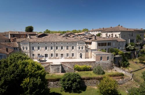 Les Trois Terrasses — hotel in Montpezat-De-Quercy