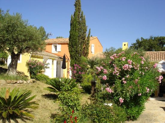 Mas Lei Bancau in Le Beausset, France