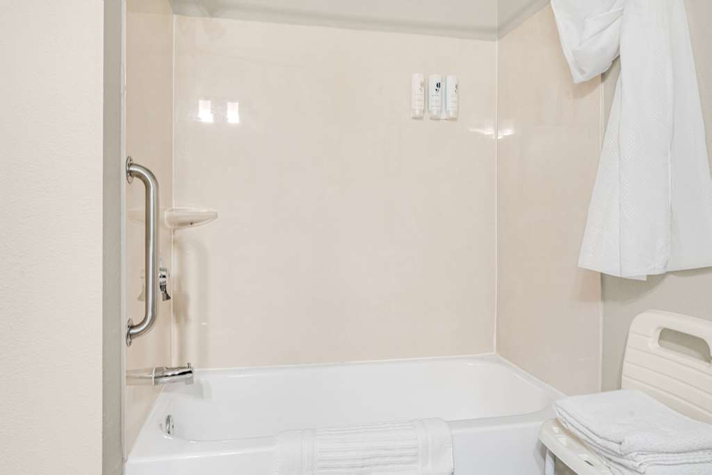 Country Inn & Suites by Radisson Brookings SD - photo 19