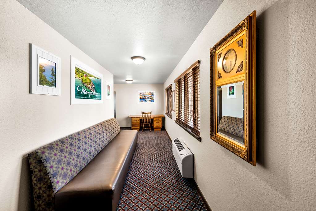 Americas Best Value Inn Marquette - photo 6
