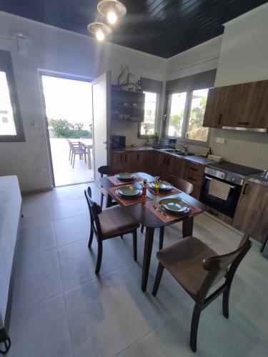 Theofani's Apartment — 4-Star Luxury Hotel in Agios Nikolaos, Greece