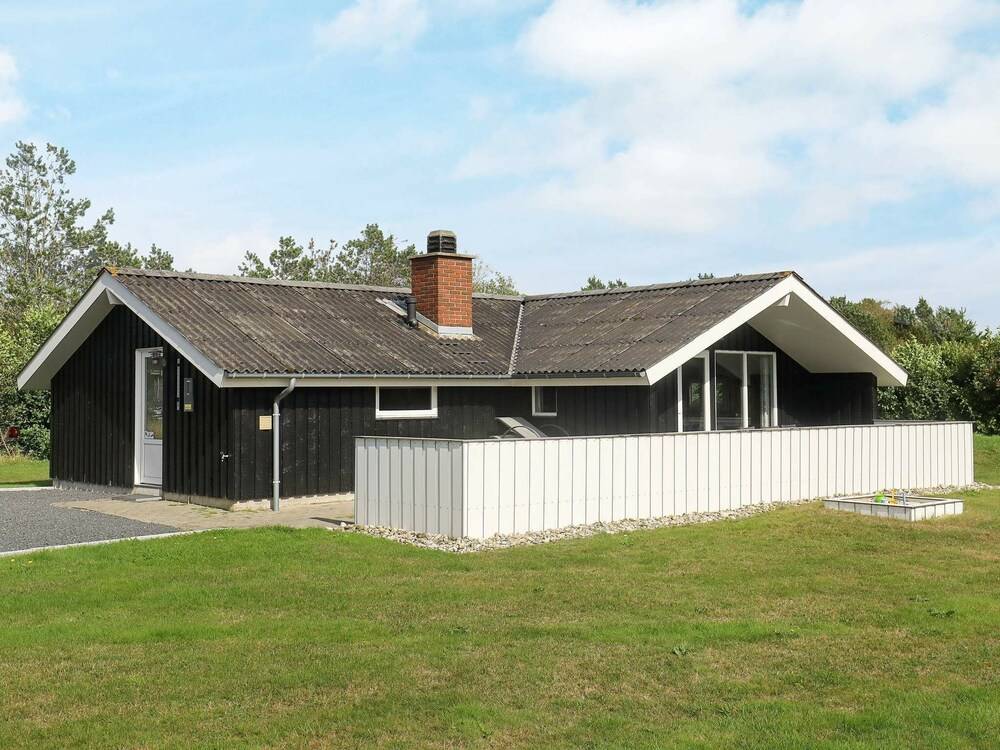 Beautiful Holiday Home in Blåvand With Sauna — 4-Star Luxury Hotel in Oksbol, Denmark