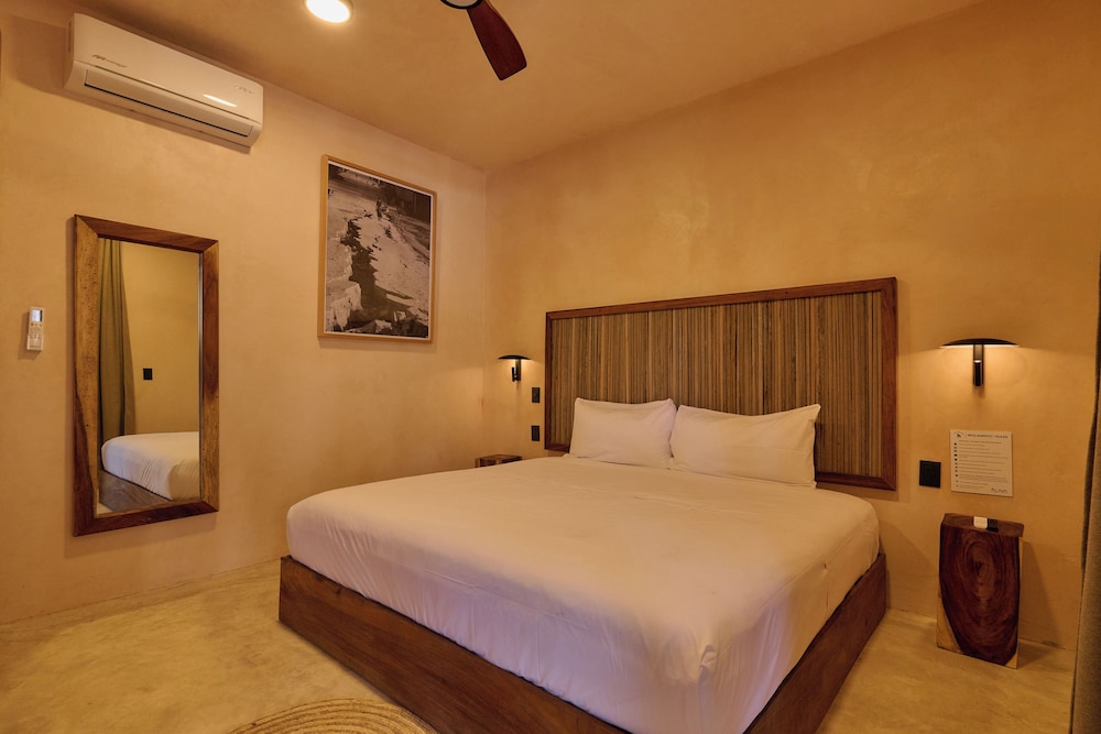 Pan Beach — Brisas De Zicatela — photo 2