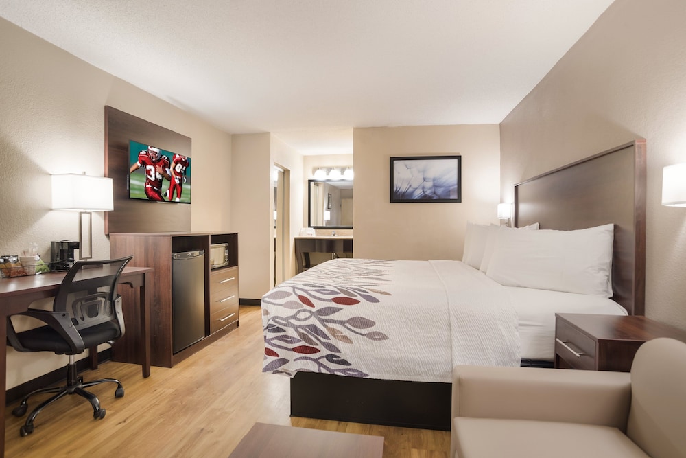 Red Roof Inn Baltimore South Glen Burnie - photo 17