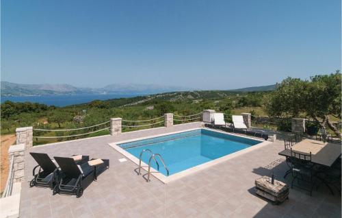 Holiday Home Uvala Lovrecina Veli Brig V — 4-Star Luxury Hotel in Postira, Croatia