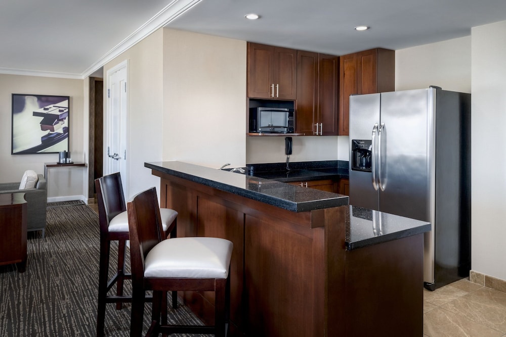 Marriott Macon City Center - photo 8
