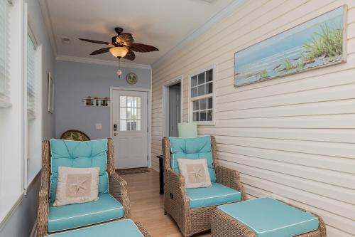 Nemo's Place by Oak Island Accommodations - photo 12