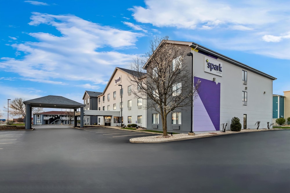 Spark By Hilton Merrillville — Merrillville