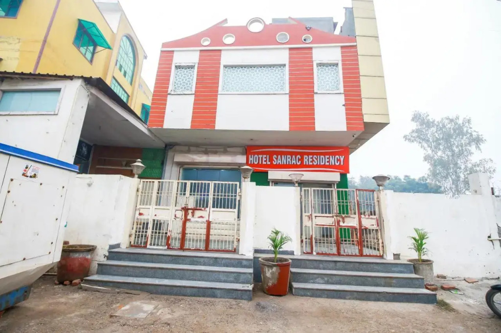 OYO 67068 Sanrac Residency in Ghaziabad, India