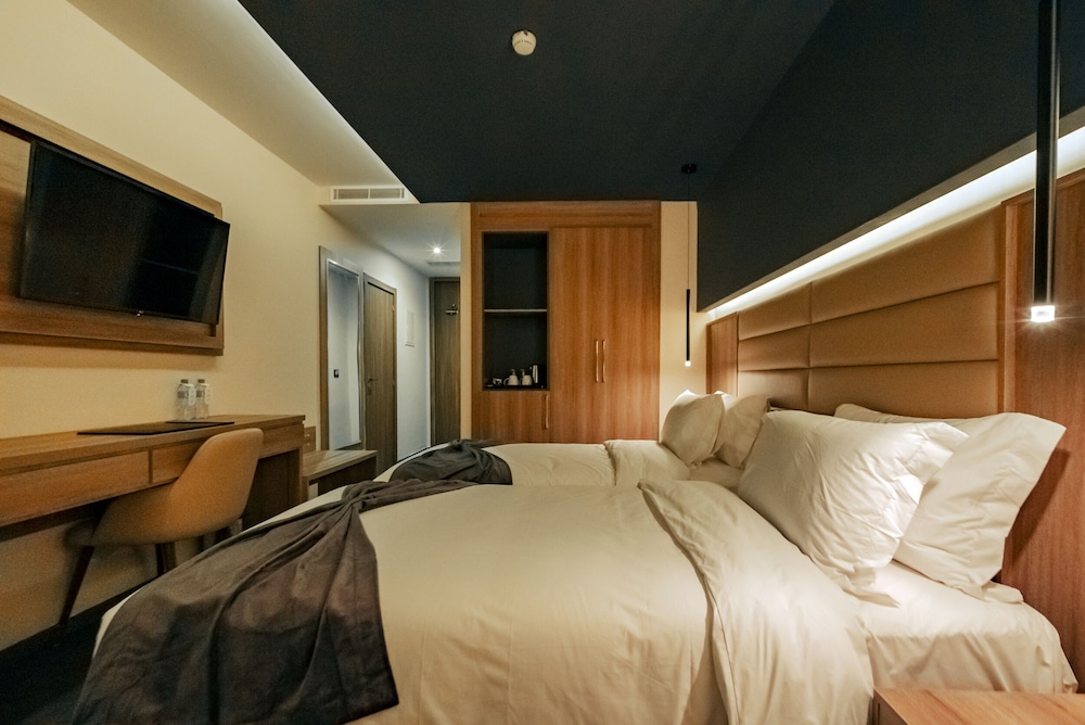 Ad Hotel Hydra — Algiers — photo 4