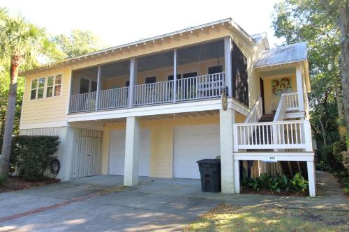 Family Houses in Folly Beach, United States