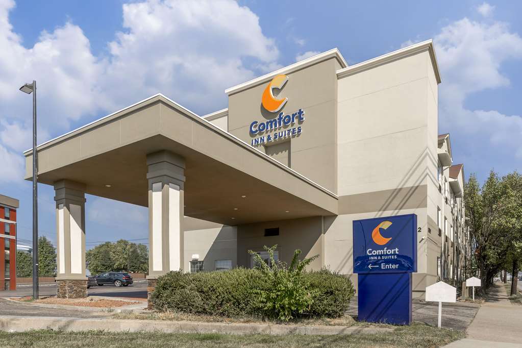 Comfort Inn & Suites Louisville Airport Fair & Expo - photo 2