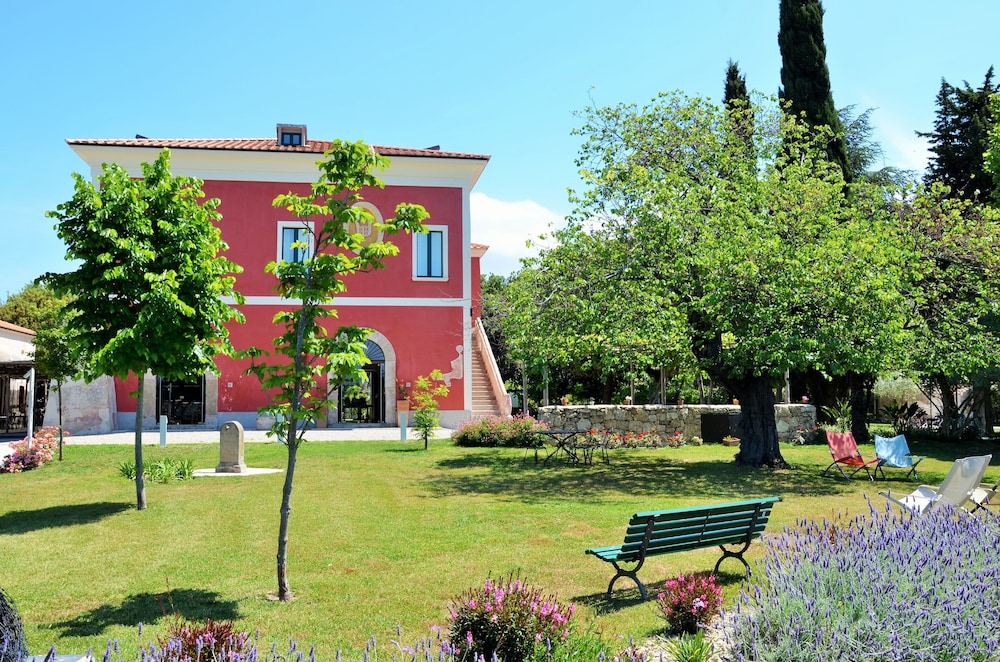Tenuta Duca Marigliano Boutique Hotel in Capaccio, Italy