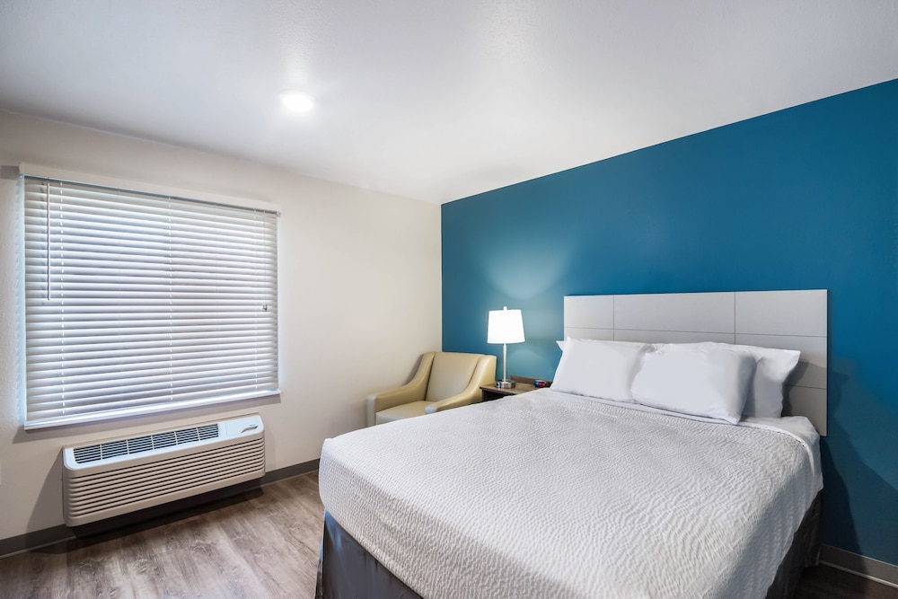 WoodSpring Suites Merrillville - photo 21