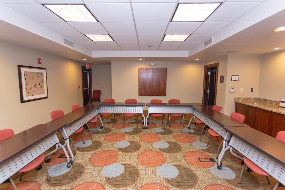 Staybridge Suites Bowling Green by IHG - photo 74
