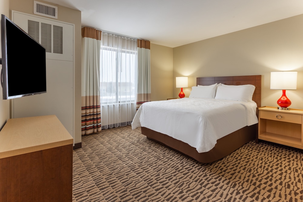 Candlewood Suites Fargo South Medical Center an IHG Hotel - photo 4