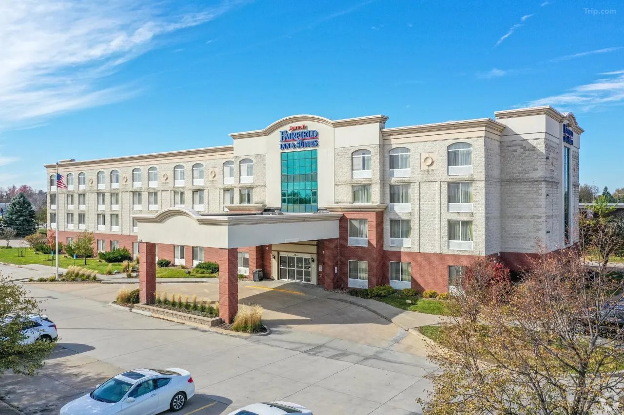 Fairfield Inn and Suites by Marriott Des Moines West - photo 2