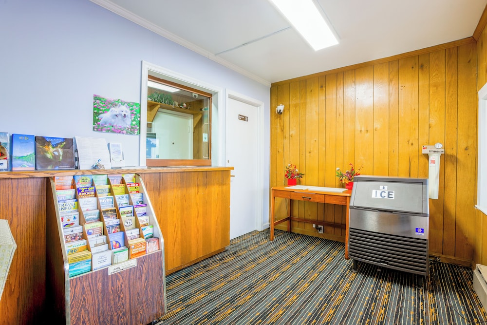 Relax Inn By OYO Natural Bridge I 81 - photo 2
