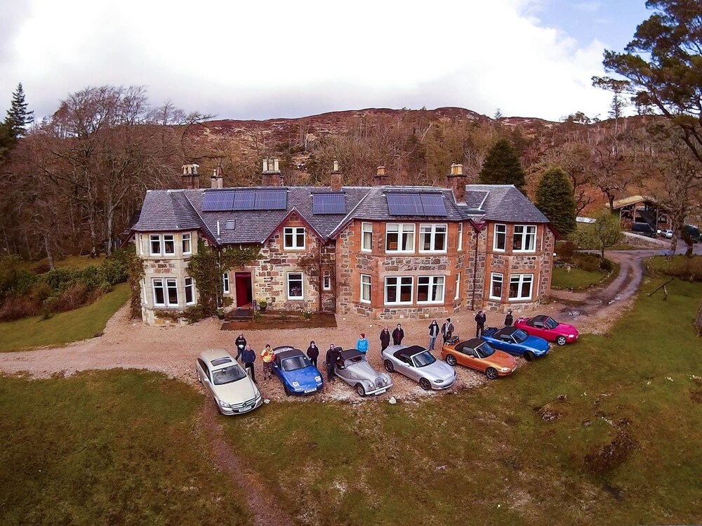 Glencanisp Lodge — 4-Star Luxury Hotel in Highland, United Kingdom