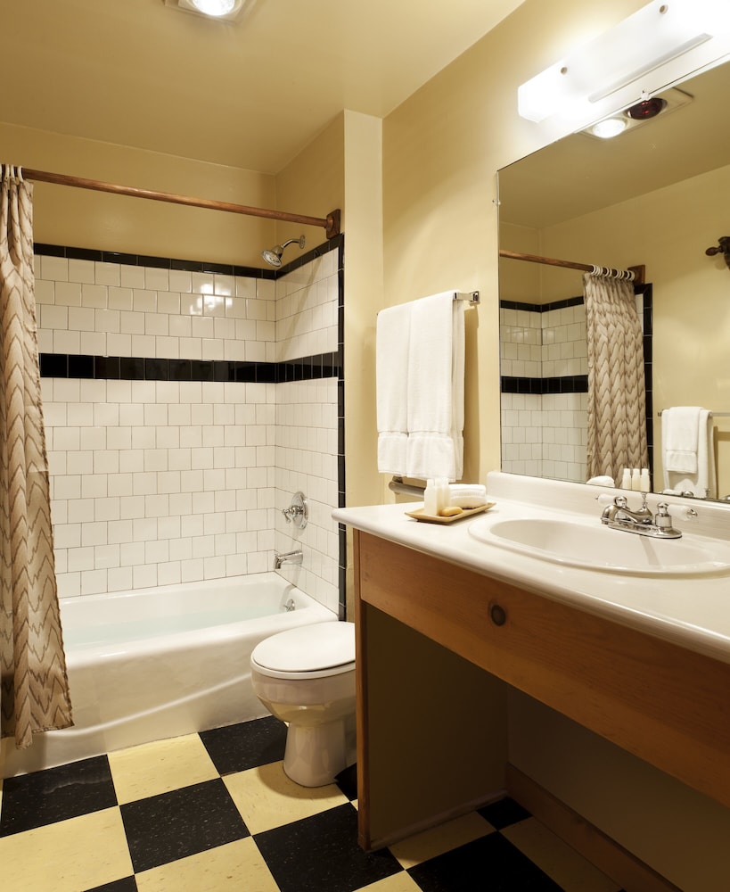 Tamarack Lodge and Resort - photo 29