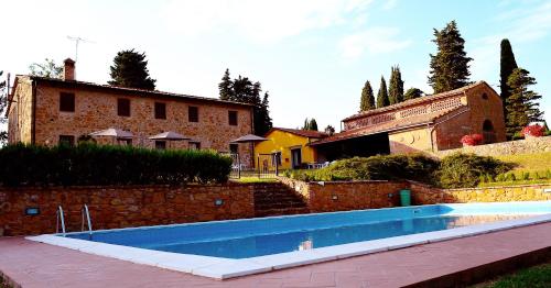 Casa Vacanze L'Aione — 4-Star Luxury Hotel in Gambassi Terme, Italy