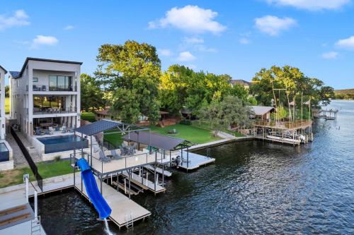 The High Life with Concierge Services in Kingsland, United States