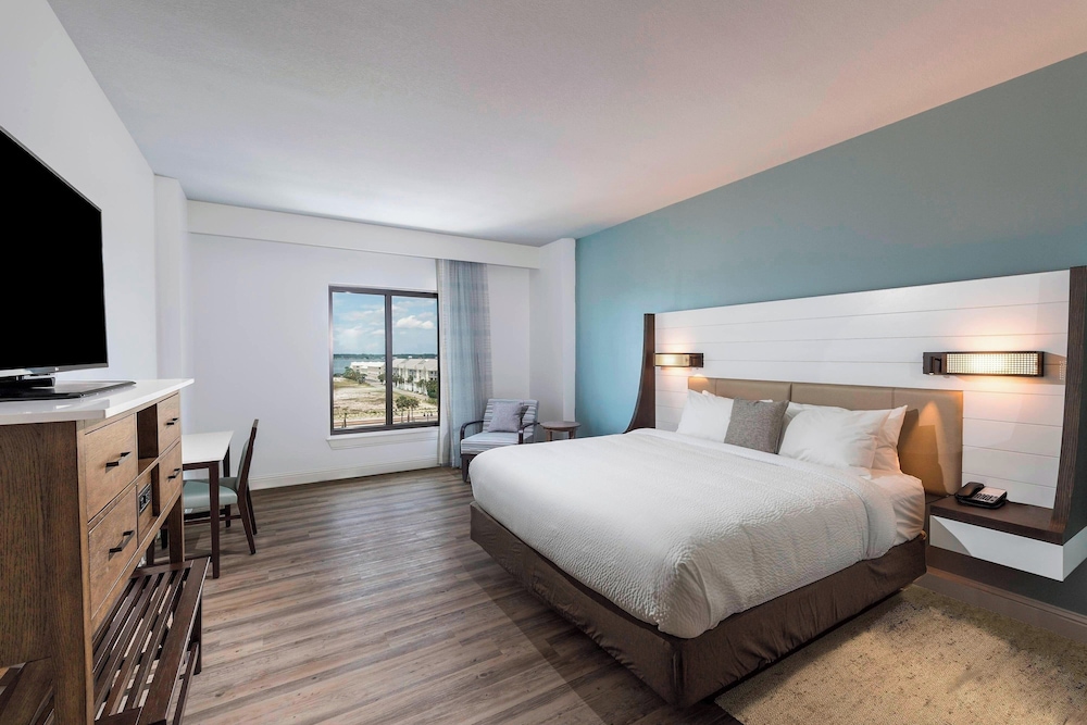 SpringHill Suites by Marriott Navarre Oceanfront - photo 14