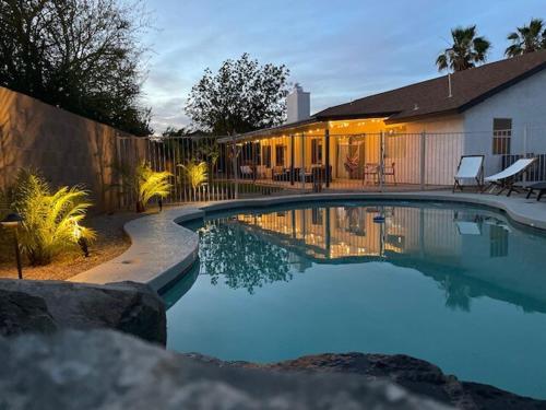 Paloma Crush Near Cardinal Stadium & Football Fun in Glendale, United States