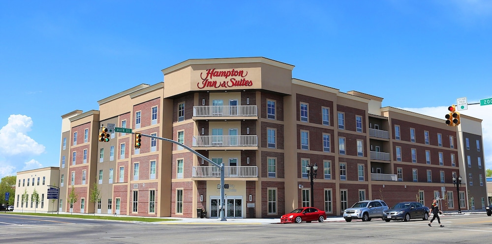 Hampton Inn & Suites Logan - photo 58