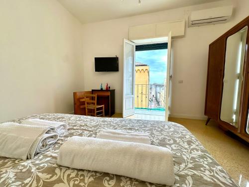 La Tradizione — 4-Star Luxury Hotel in Naples, Italy