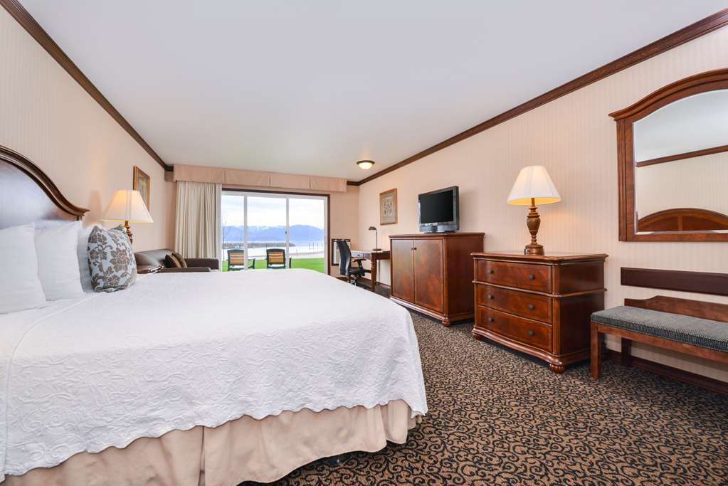 Best Western Edgewater Resort - photo 16