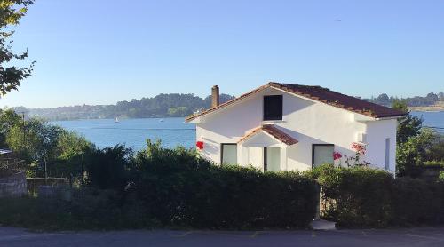 La Casita de la bahía — hotel near Seve Ballesteros-Santander Airport