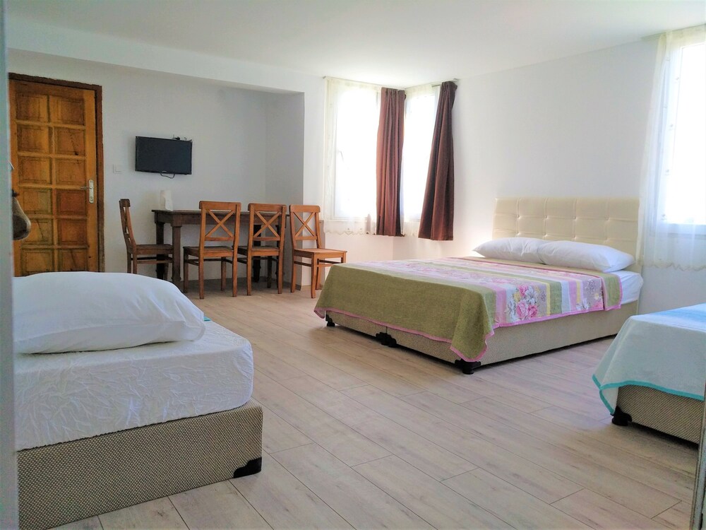 Hotel Sirin in Kusadasi, Turkey