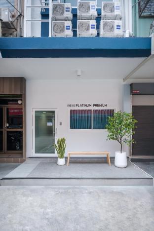 Platinum Deluxe Shopping Apartments