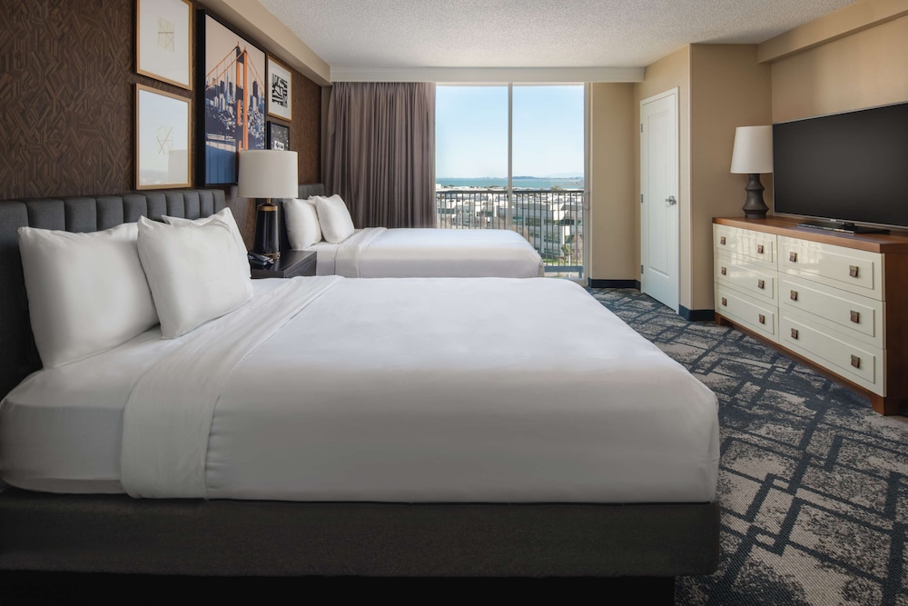 Embassy Suites by Hilton San Francisco Airport Oyster Point - photo 9