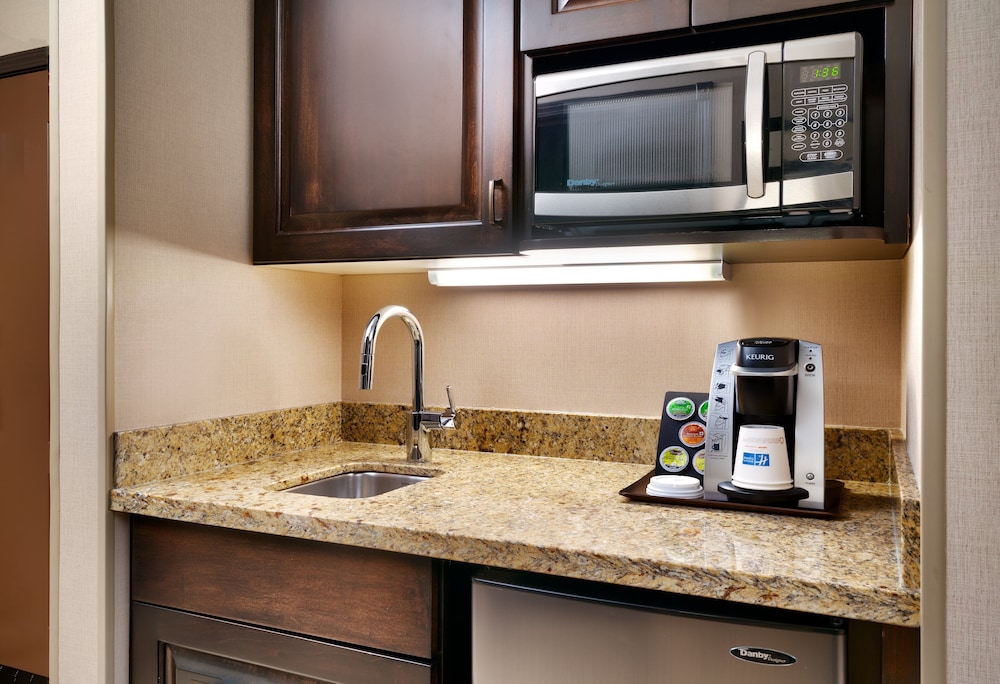 Holiday Inn Express & Suites Billings by IHG - photo 16