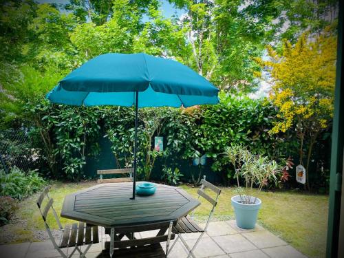 La Clef du Bonheur 8 Min de Disney Jardin & Garage Privatif — hotel in Bailly-Romainvilliers