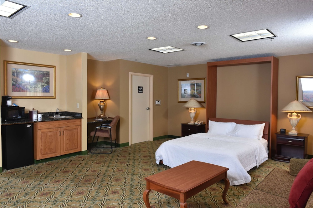 Hampton Inn Stony Creek Petersburg Area - photo 5