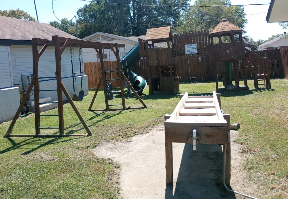 Yellow Diamond Inn - photo 37