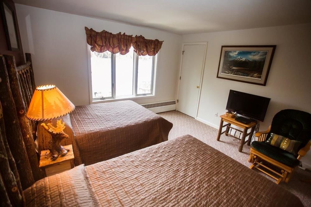 The Big Moose Inn - photo 9