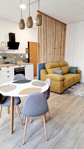 O Encanto no Centro de Coimbra — 4-Star Luxury Hotel in Coimbra, Portugal