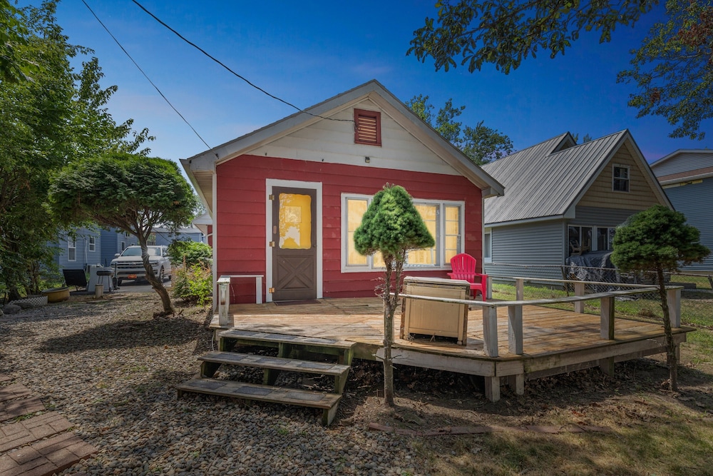 Dave S Last Resort Long Stay Discount House On The Lake 2 Bedroom Home — Monticello