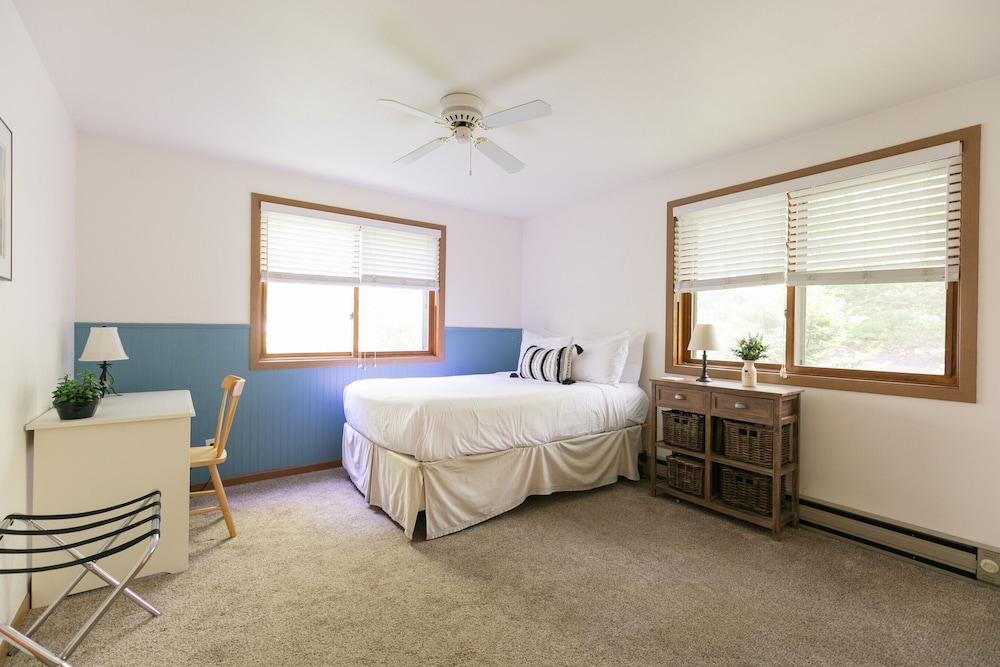 Seagull Bay Motel - photo 50