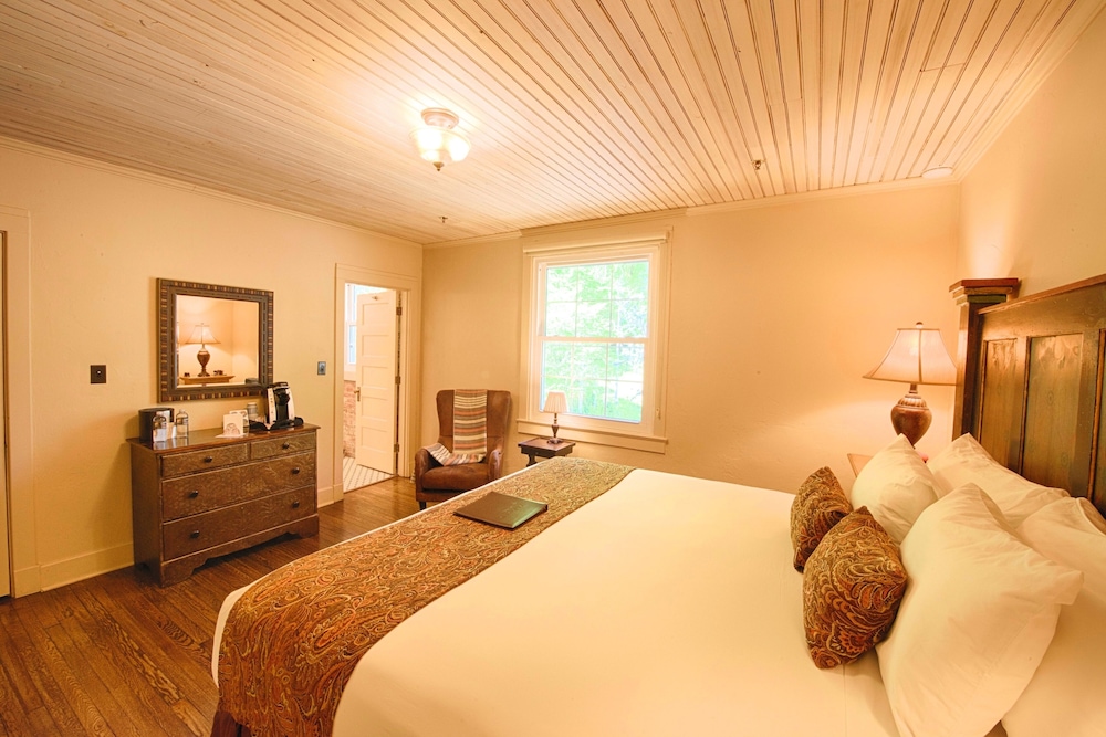 Historic Tapoco Lodge Resort - photo 12