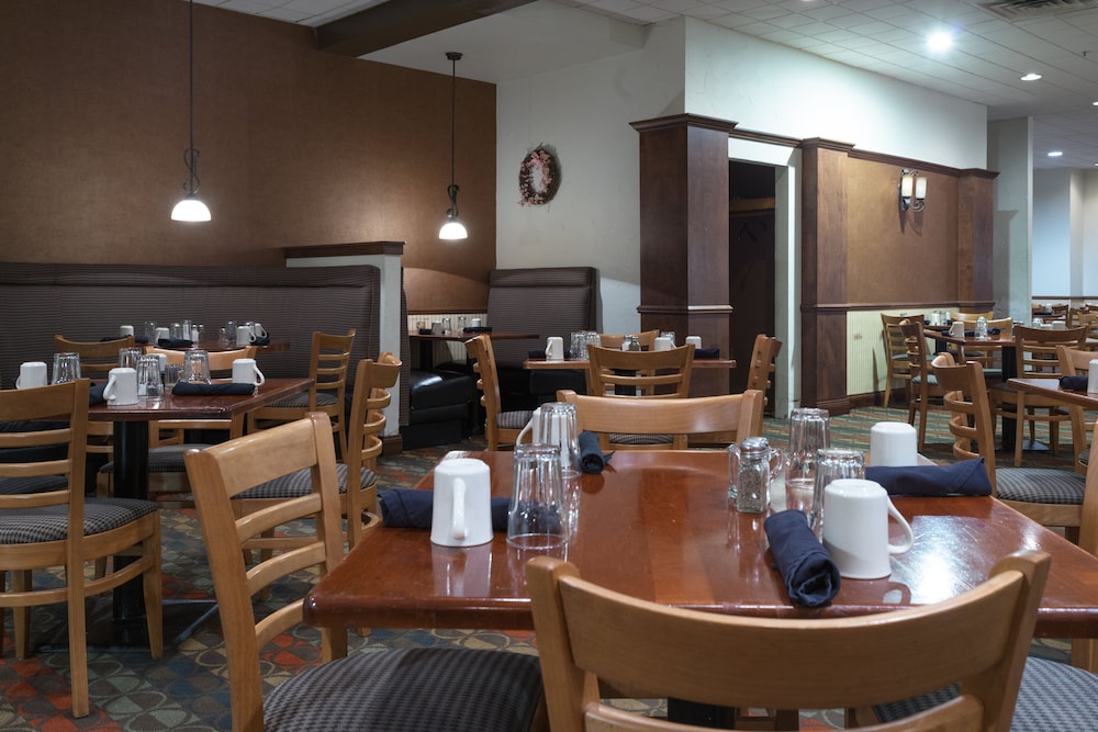Holiday Inn Harrisburg Hershey Area I 81 by IHG - photo 28