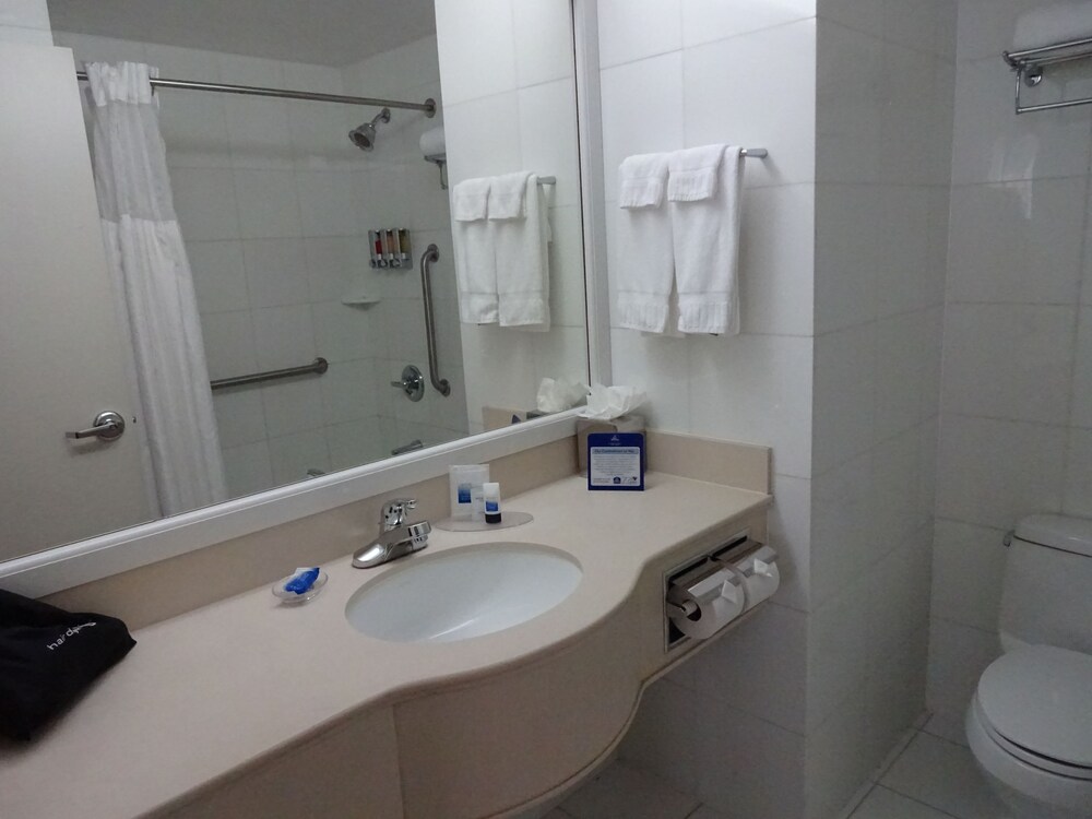 Best Western Plus Arena Hotel - photo 14