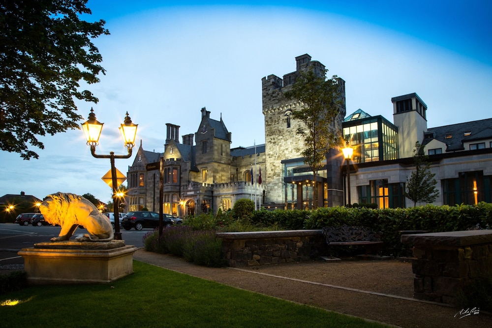 Clontarf Castle Hotel — 4-Star Luxury Hotel in Dublin, Republic of Ireland
