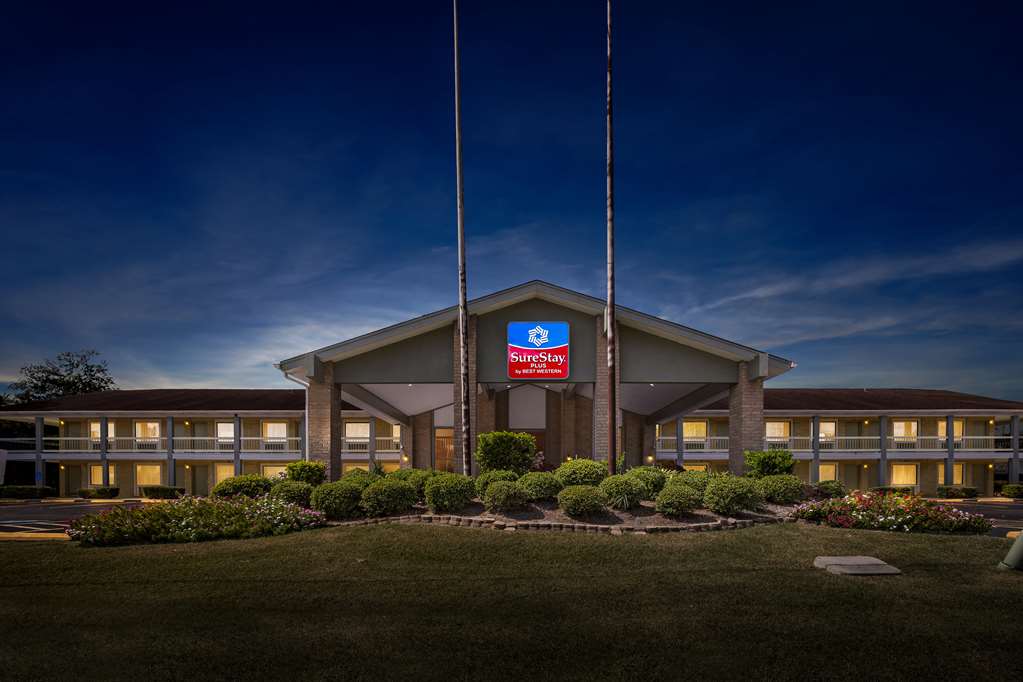 SureStay Plus by Best Western Beaumont in Beaumont, United States