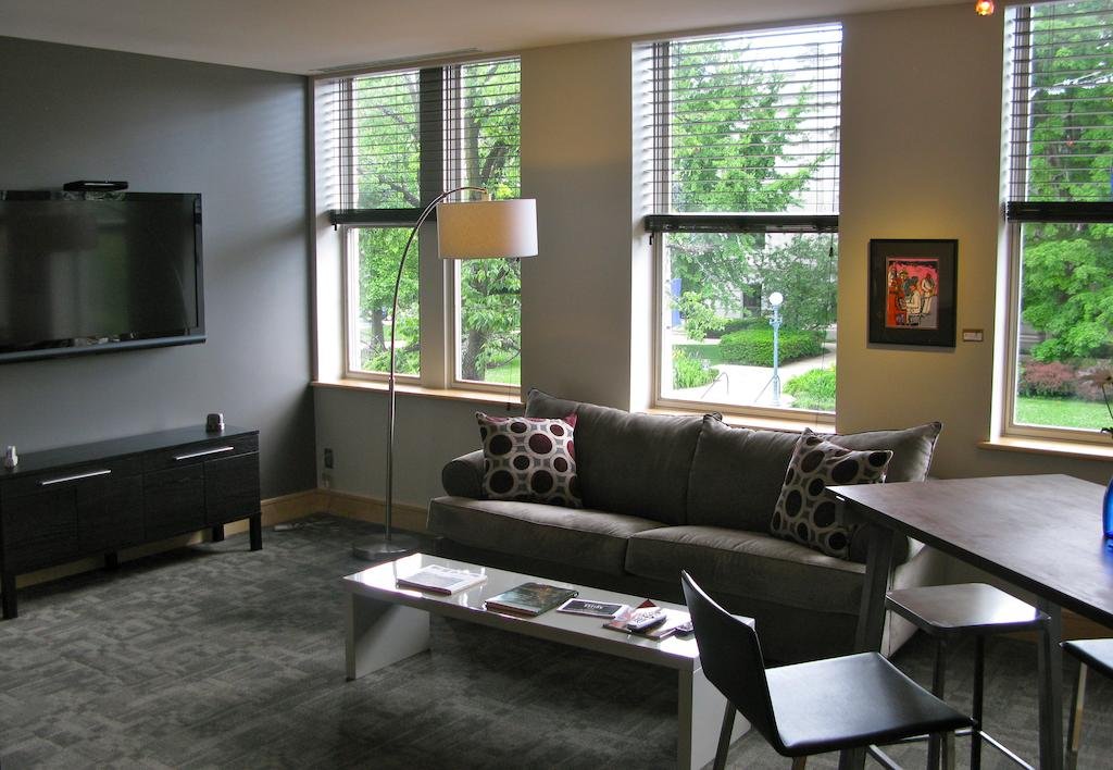 Suites at 118 in Bloomington, United States