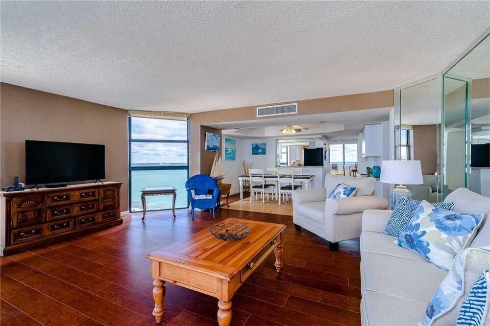 Lighthouse Towers 2008 Two Bedroom Condo - photo 21
